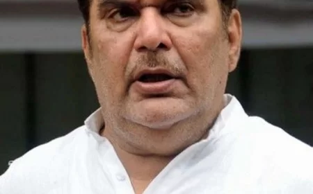 Raza Murad Denounces Death Hoax, Files Police Complaint